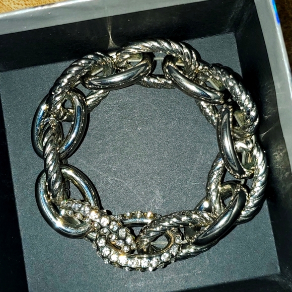 Bracelet - Picture 3 of 7